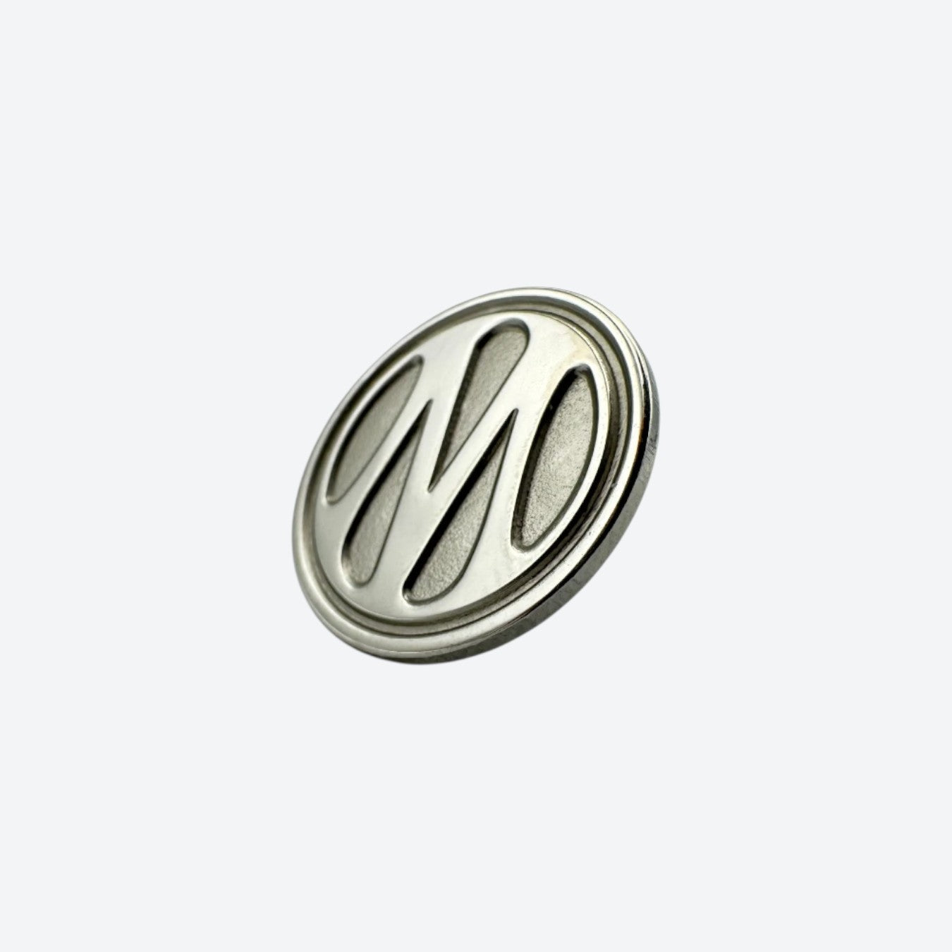 OML26-PIN-LOGOM_3.jpg